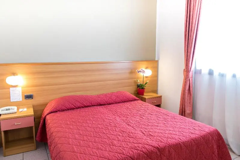 HotelTo - Chambres