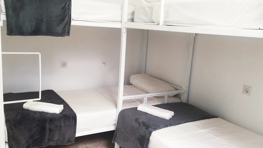 Кровать в общем номере в Hostel Sofía