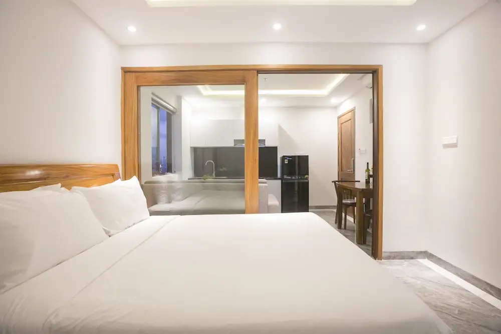 Superior Double room with city view (full double bed)