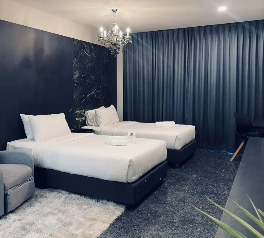 Deluxe Double room (twin beds)