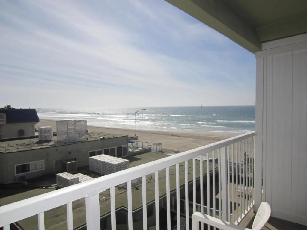 Surfer Beach Hotel - Chambres
