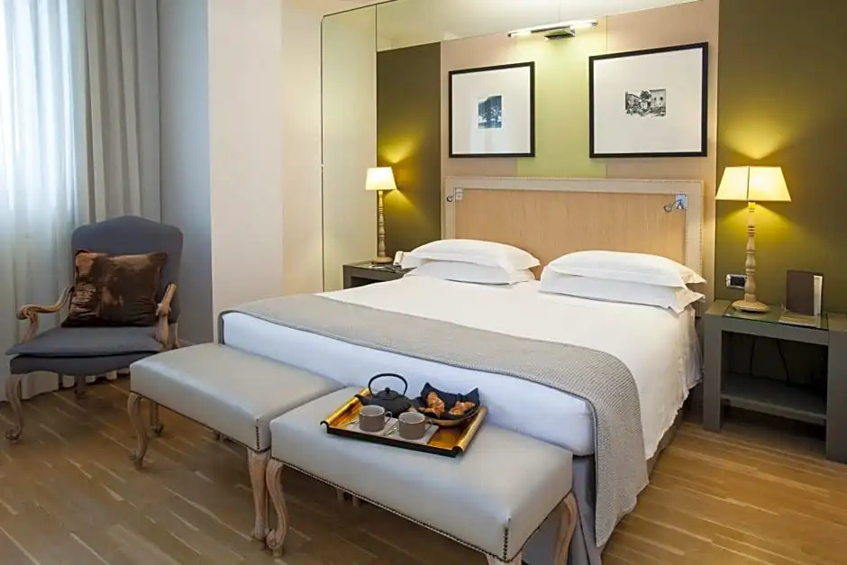 Double Junior Suite (full double bed)