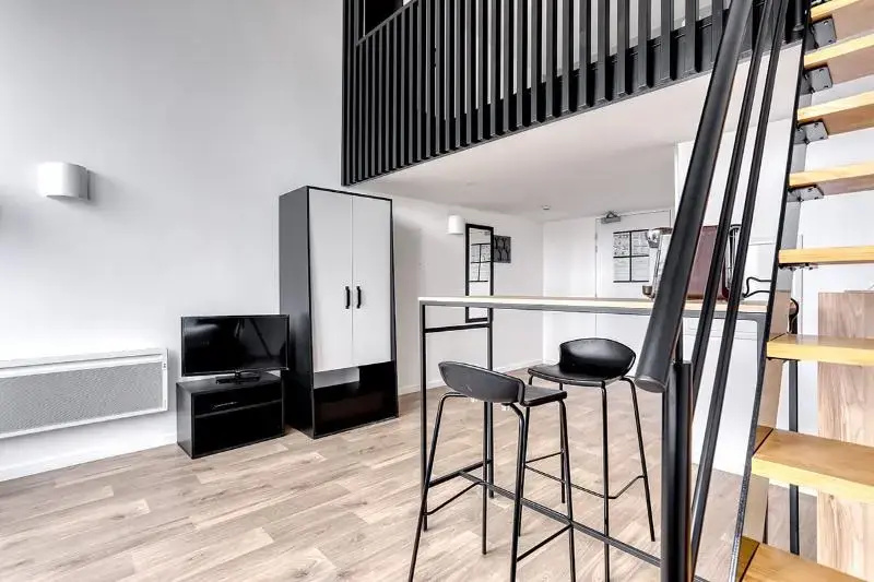Double Studio with balcony (twin beds)