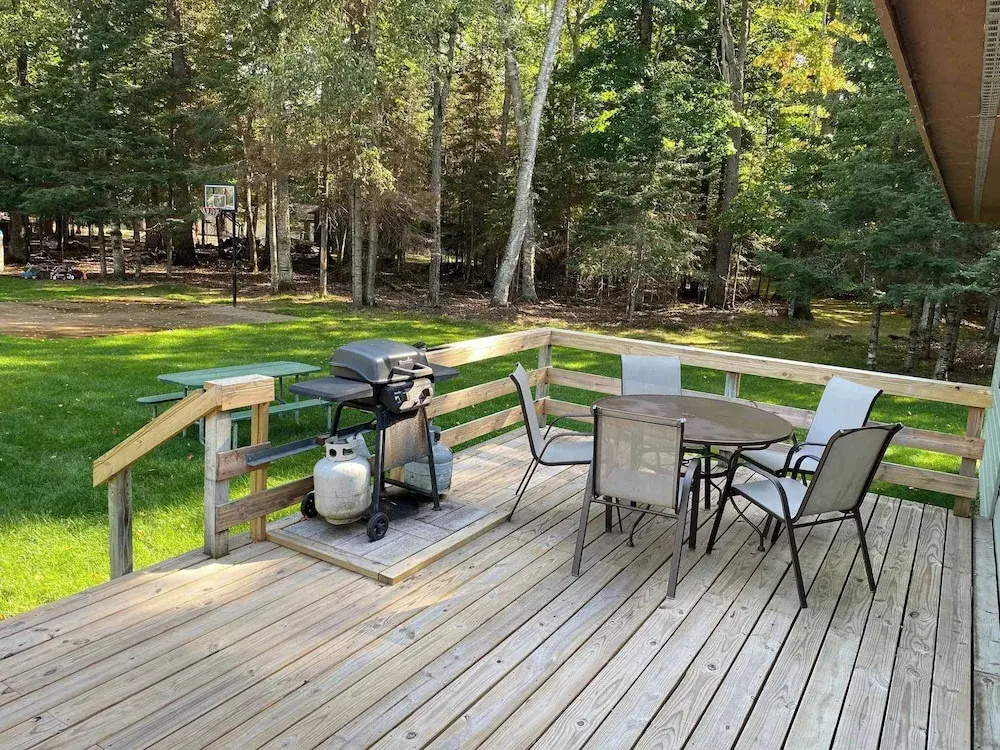Pine & Paddle