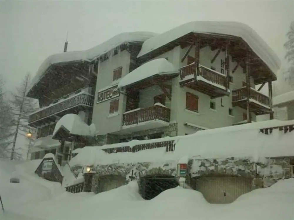 Hotel photo 1