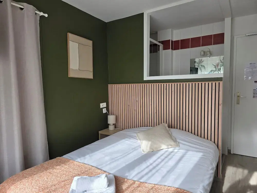 Brit Hotel Des Halles - Chambres