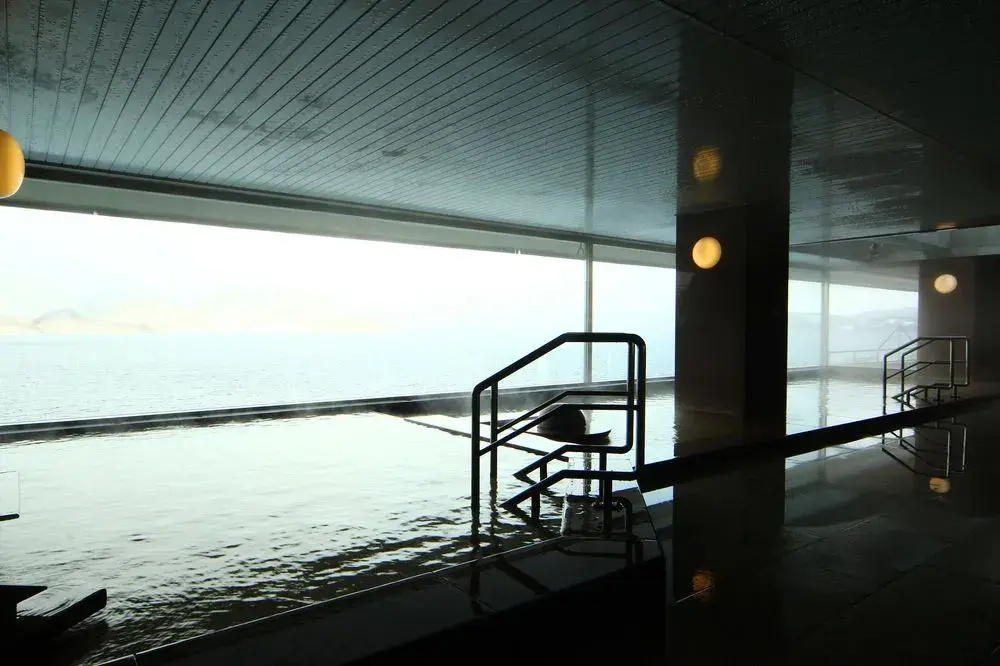 Beach & Waterfront