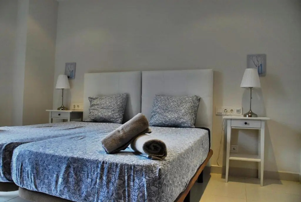 2 Bedrooms Apartment