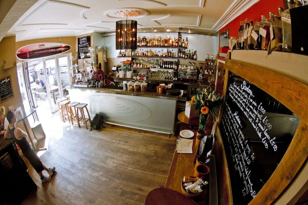 Urban Beach Hotel - Général