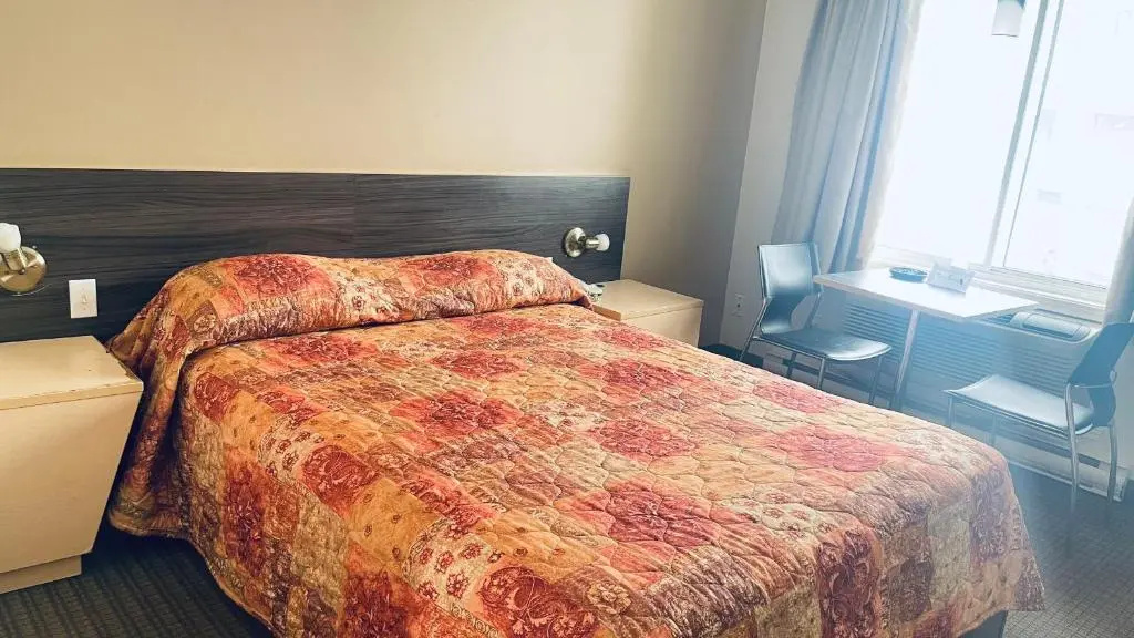 Superior Double room (full double bed)