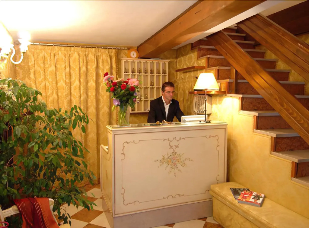 Hotel photo 16