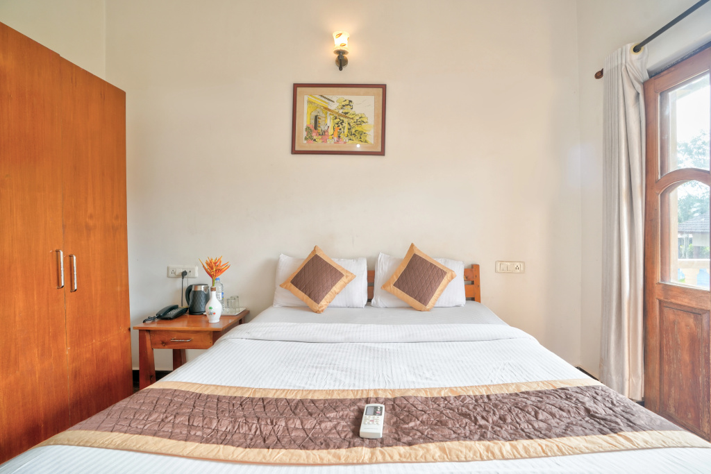 Suite with balcony and with garden view