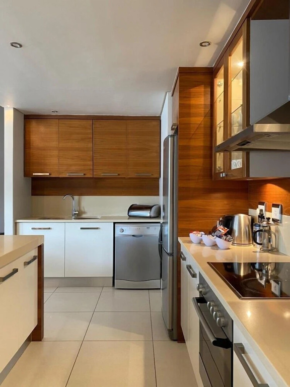 Marine Square Luxury Holiday Suites - фото 18