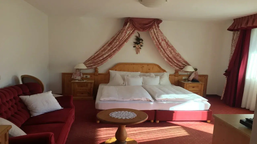 Hotel photo 28