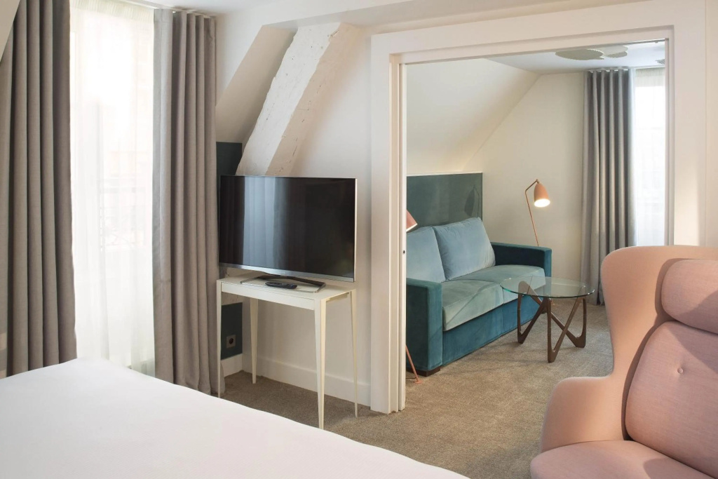 Отель Hôtel Dupond Smith в Париже