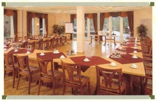 Food & Beverage