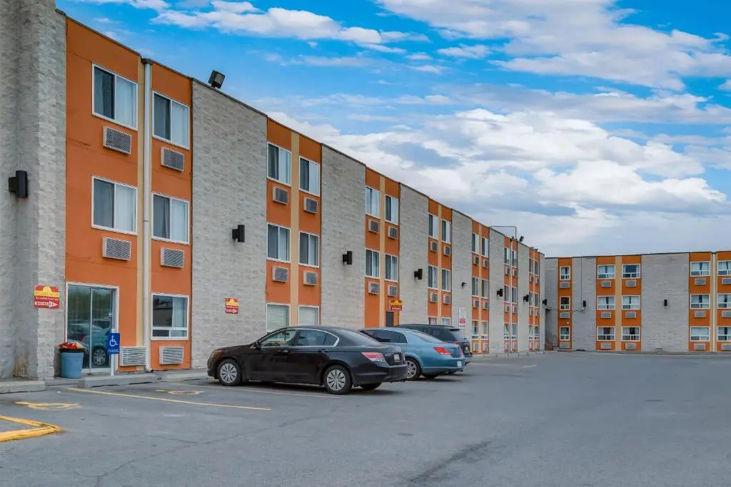 Premium Inn & Suites Calgary Airport