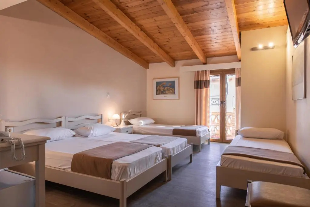 Standard Quadruple room