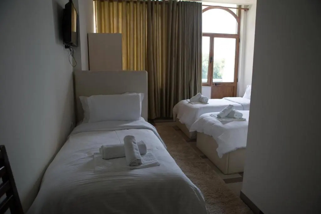 Standard Triple room with balcony