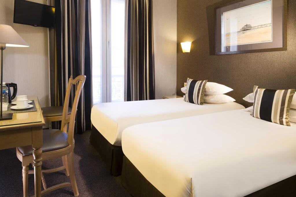 Double room (twin beds)