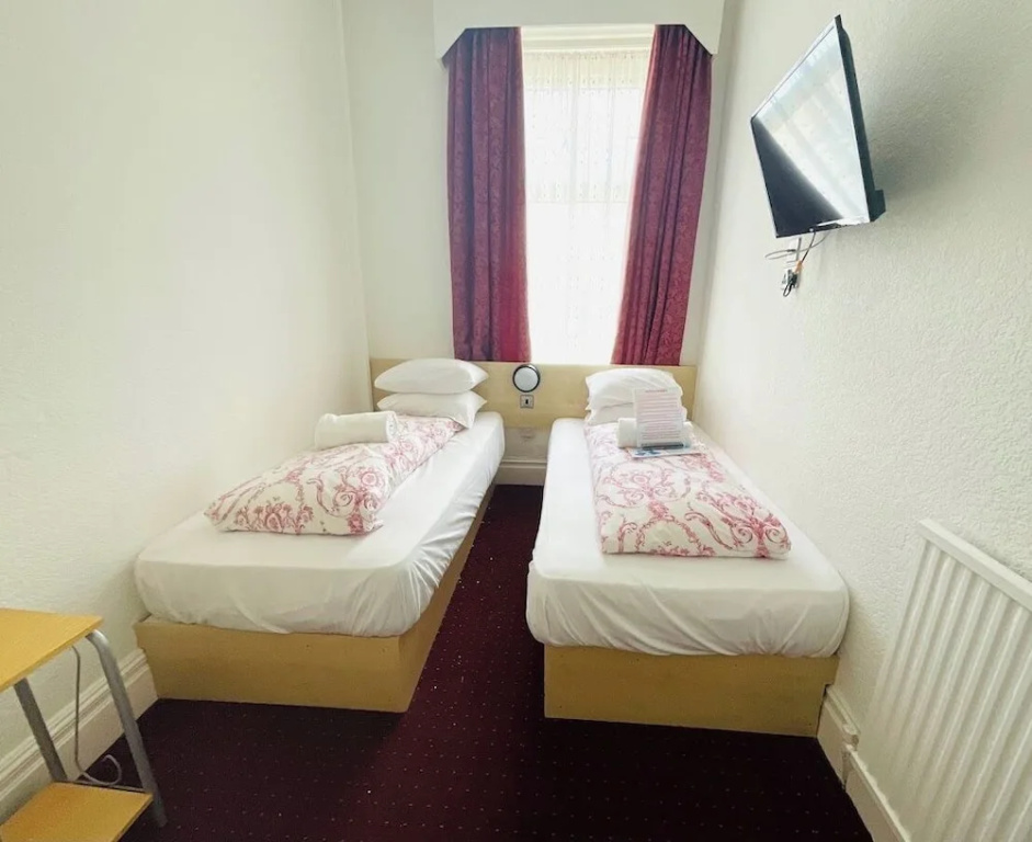 Standard Double room (twin beds)