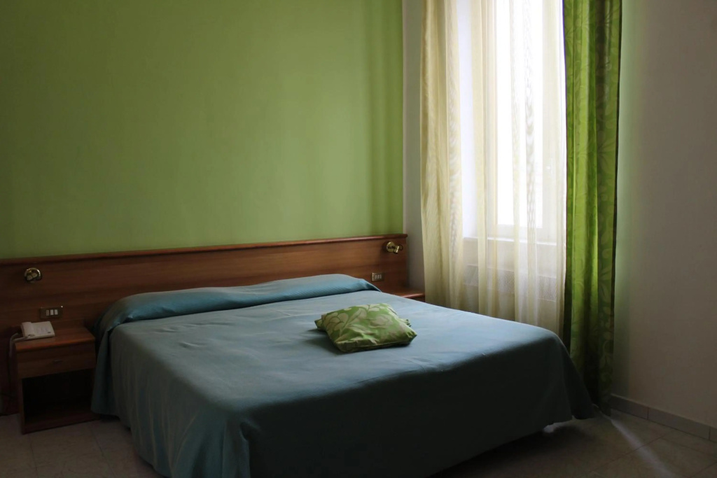 Hotel Santa Marta — 5