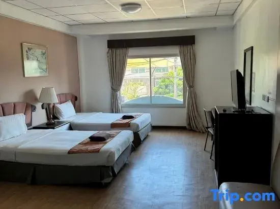 Standard Double room (twin beds)