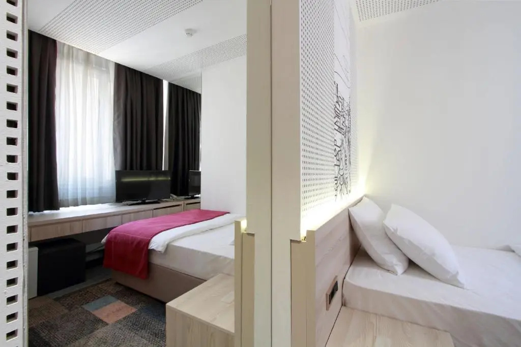 Hotel Cosmopolit - Chambres