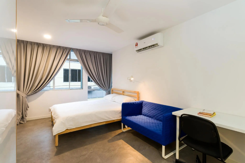 Upstairs Downstairs Coliving Kampung Pandan — фото