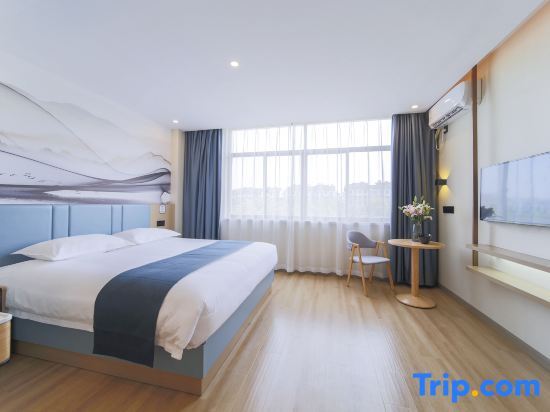 Tandjung Sari Hotel