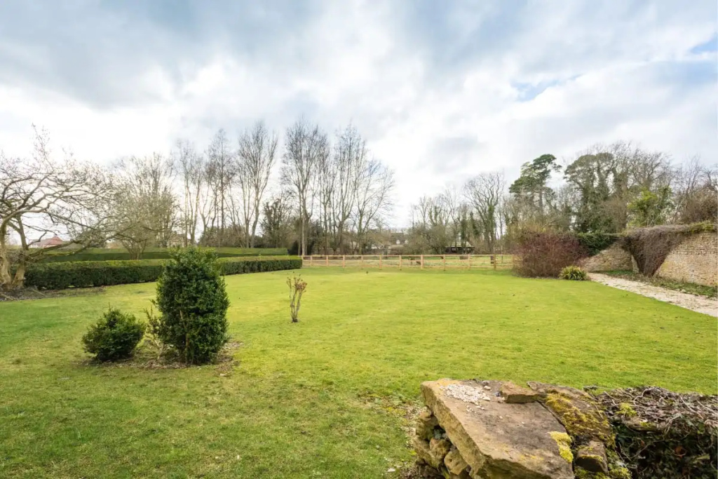 The Modern Duke’s Retreat - Stunning 6BDR Manor House