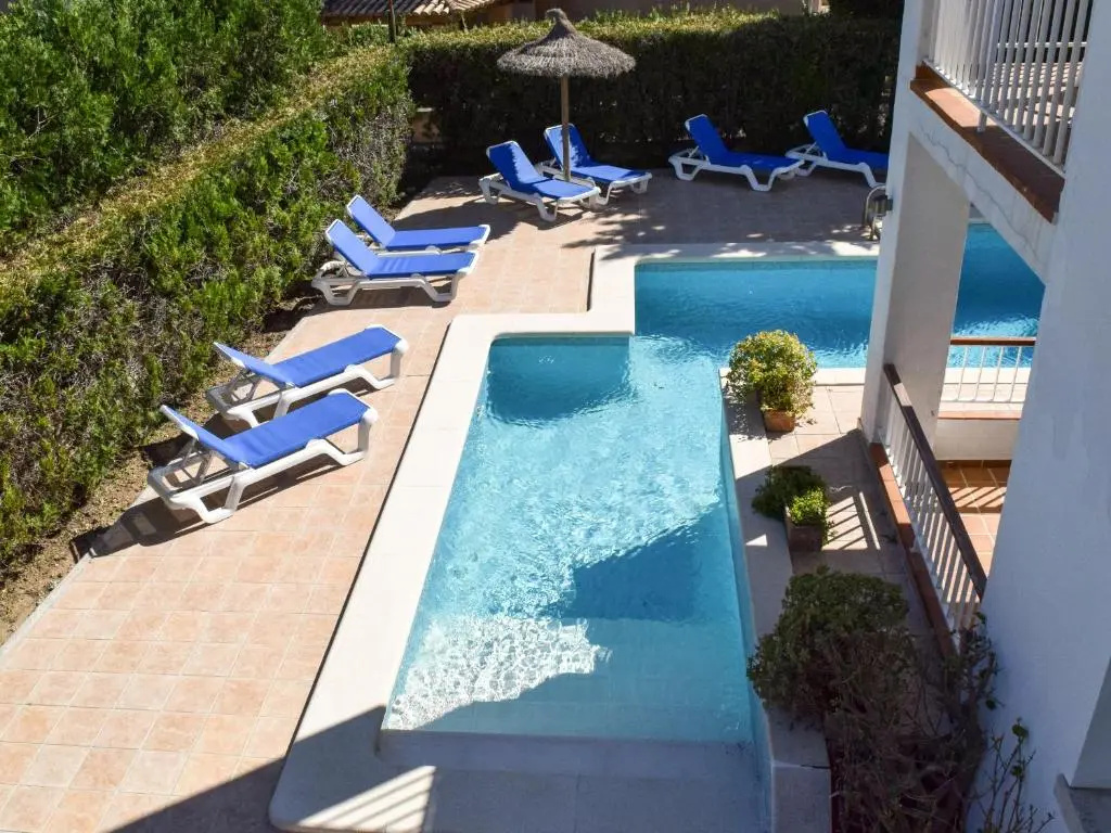 2 Bedrooms Apartment with balcony