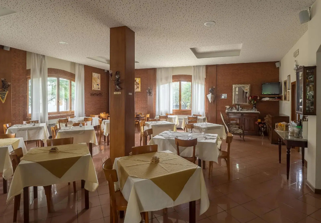 Hotel photo 10