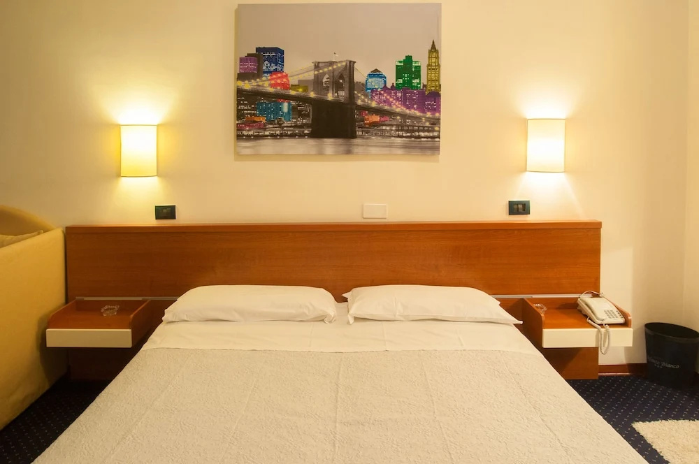 Hotel Elefante Bianco - Chambres