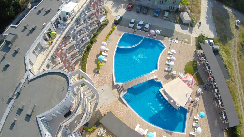Balcony & Terrace