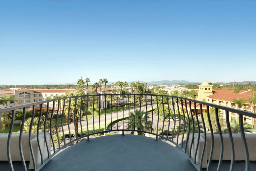 Embassy Suites by Hilton Santa Ana Orange County Airport - Général