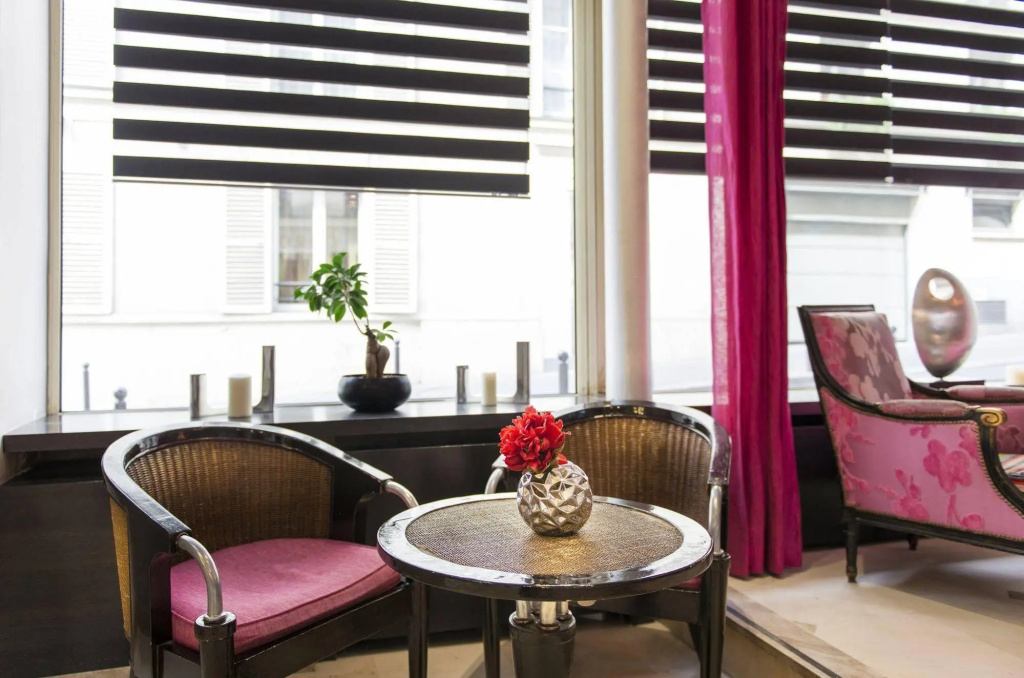 Balcony & Terrace
