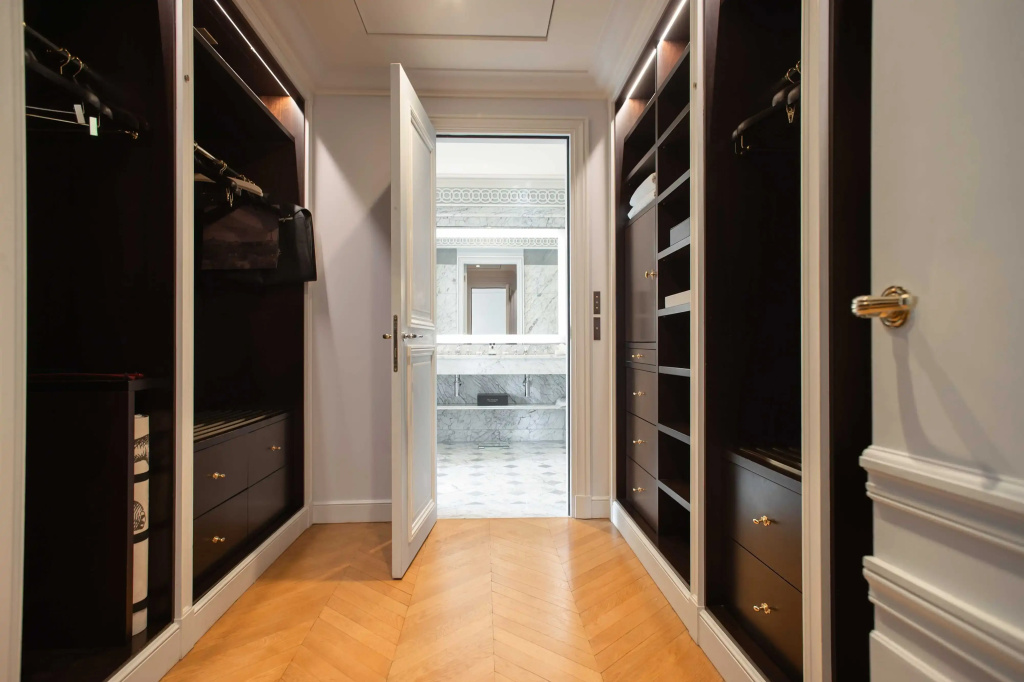 La Reserve Paris Hotel and Spa 89