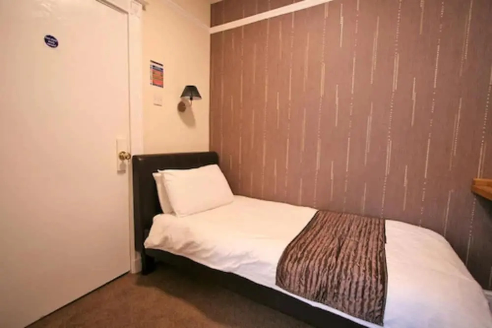 Central Hotel Cheltenham by Roomsbooked - Chambres