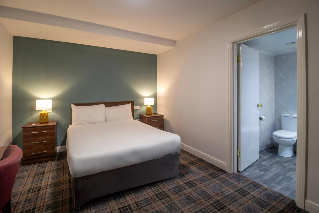 Отель Hampstead Britannia Hotel в Лондоне