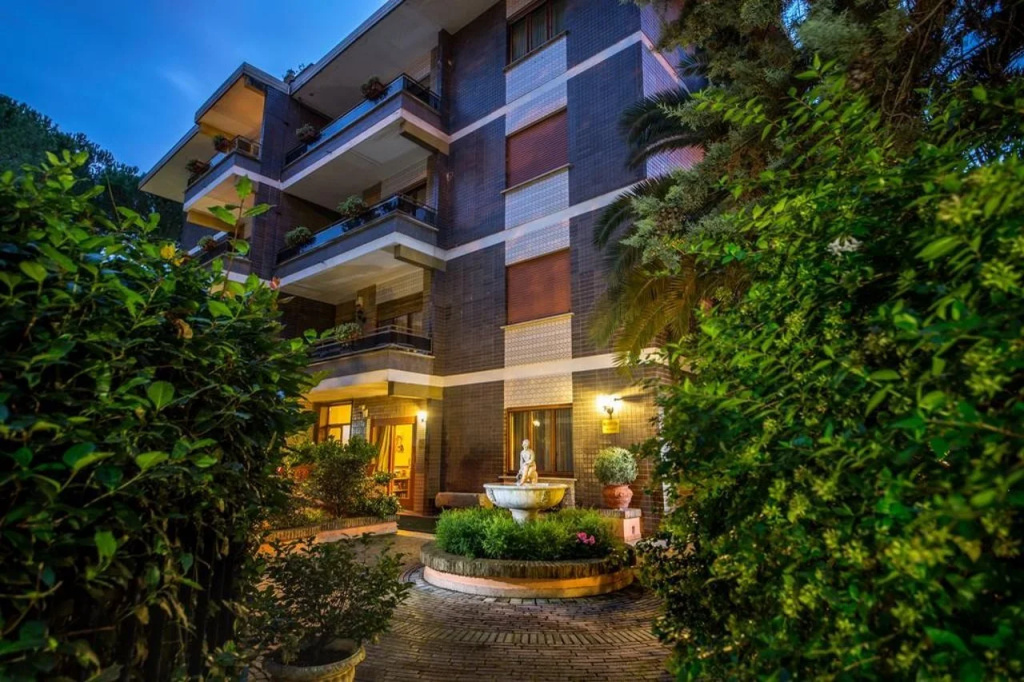 Aurelia Residence