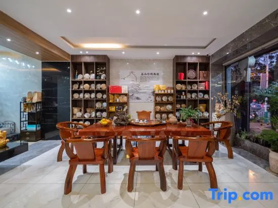 Lancang Jinhua Boutique Theme Hotel