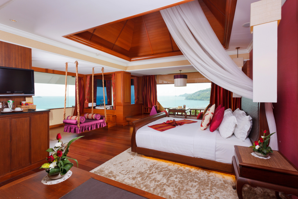 Курортный отель Diamond Cliff Resort & Spa, Patong Beach — фото