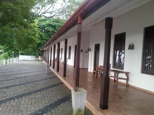 Balcony & Terrace