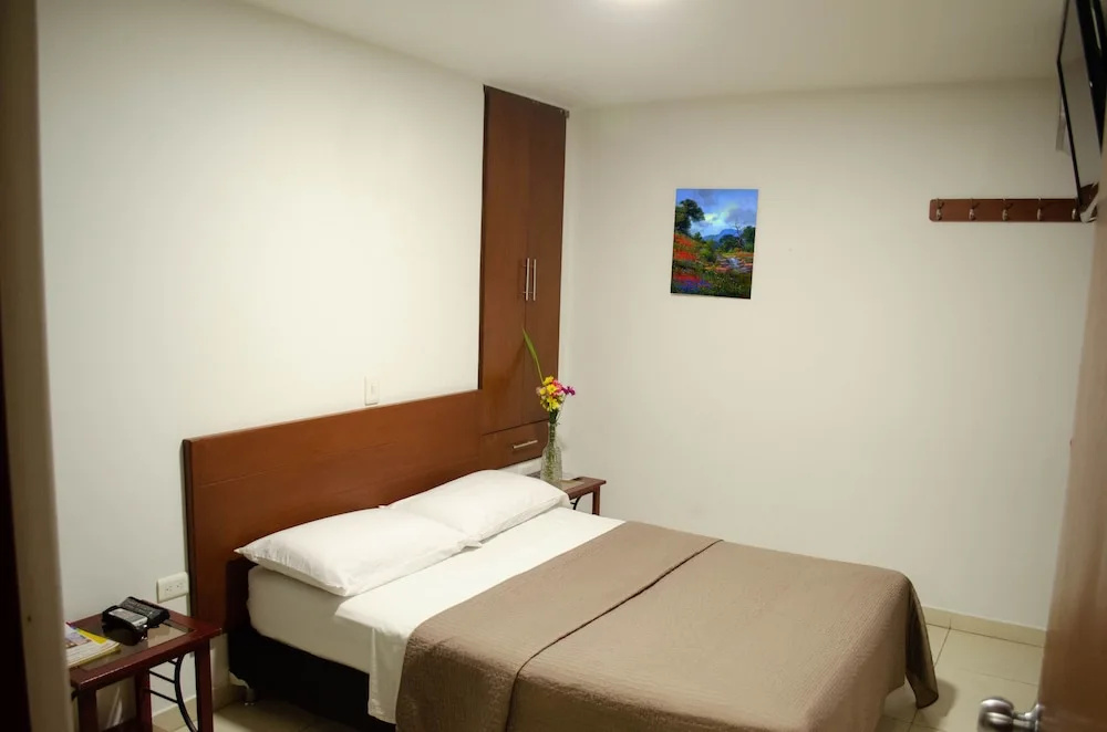 Economy room