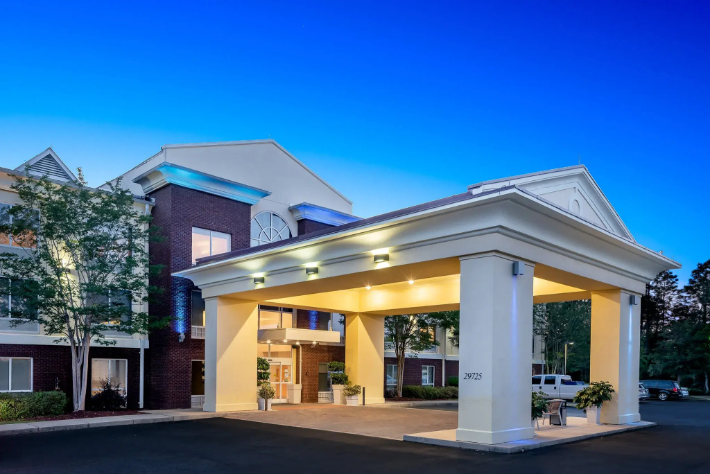 Holiday Inn Express & Suites Daphne- Spanish Fort Area by IHG