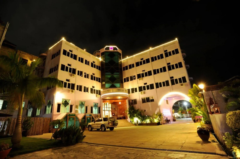 Kyi Tin Hotel