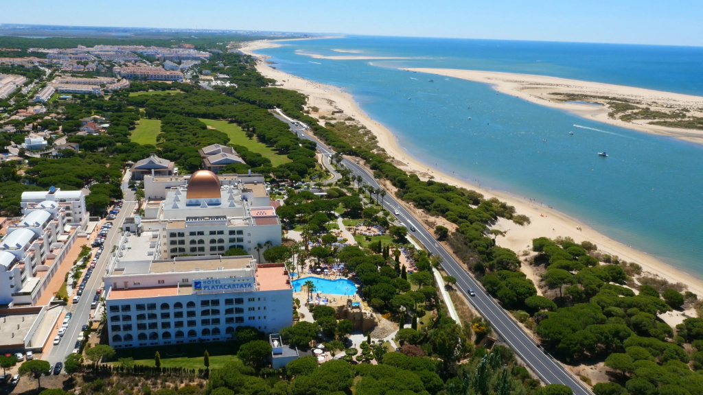 Beach & Waterfront