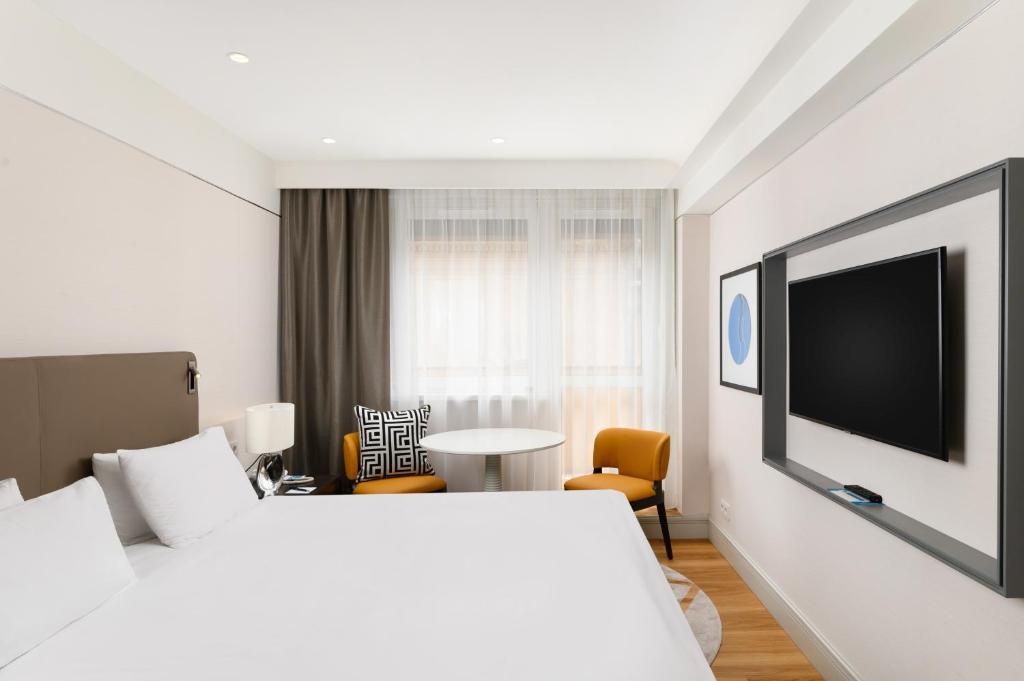 Superior Double room (full double bed) (bed type is subject to availability)