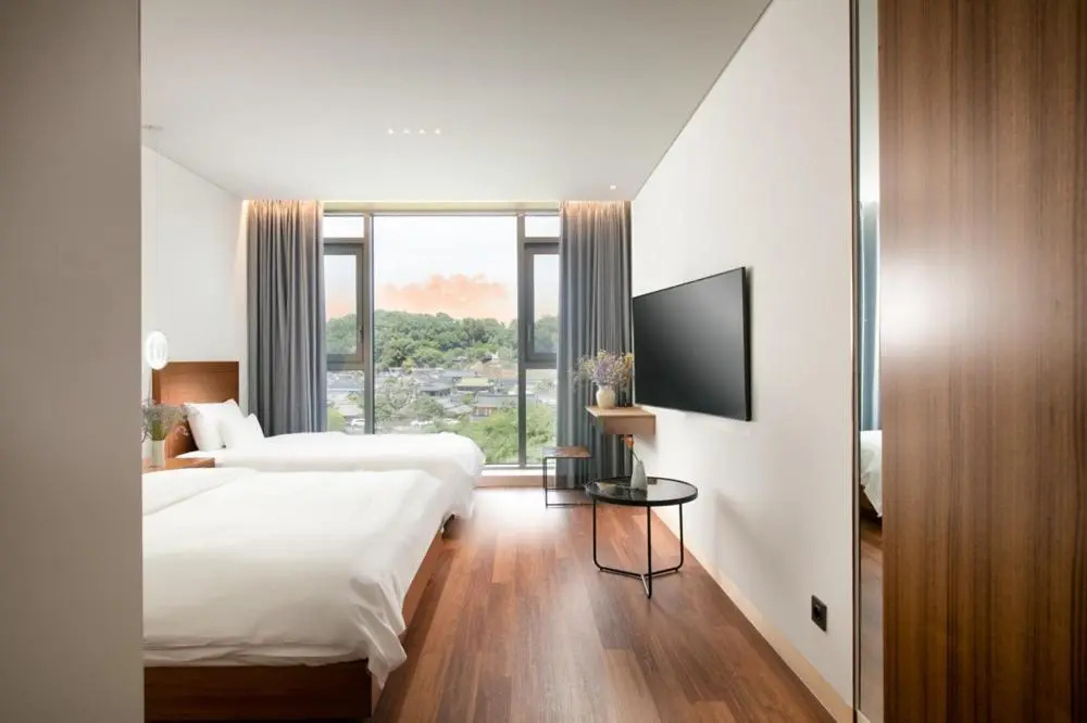 Deluxe Family room